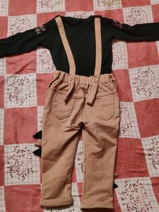 dungaree tshirt set