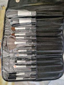 Professional Makeup Brushes