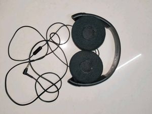 Sony Wired Headphones - Black