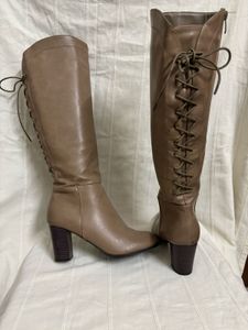 LEATHER LACE BACK BLOCK HEEL HIGH BOOTS
