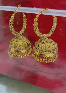 Golden Jhumkey