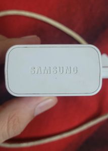 Original SAMSUNG Charger /Travel Adapter