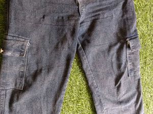 Cargo Jeans Women Black Color