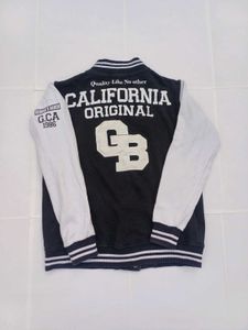 Black Varsity Jacket ( L 24 B 20)