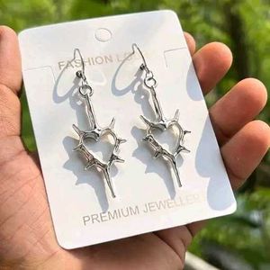 Fashion lobby Punk Thorn Heart Hoop Earrings Gothi