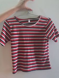 SHORT TOP