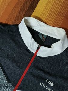 Eider Men Black Front Zip Sporty T-shirt