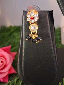 Beautiful Invisible Set With Stones And Black Bead