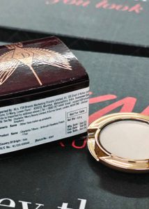 Charlotte Tilbury Compact (01 Fair)