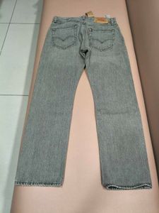 Brand New Levi&#39;s Jeans