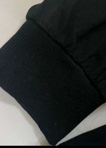 Saleeeee Jet Black Color SweatshirtNEVER BEEN USED