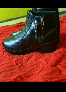 Beautiful black boot