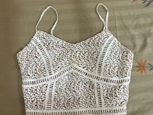 NUON Crop Top