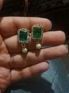 Emerald Green Necklace Set