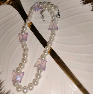 Aesthetic Butterfly Pearl Necklace