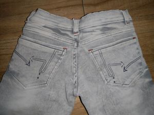 Grey Denim Jeans Waist-26 Height-32
