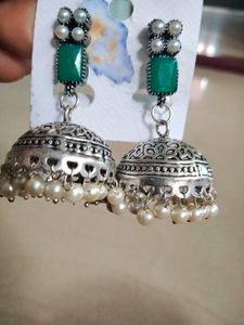 Stylish Jhumka Set