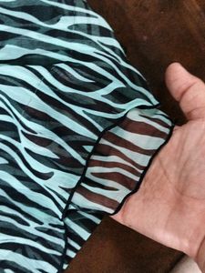 COMBO 🥰 Of 2 TOPS FOR WOMEN