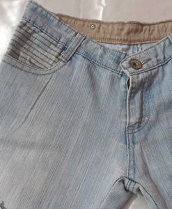 Stylish Light-Wash Distressed Denim Jeans