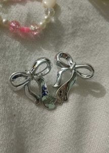 Bow Earrings