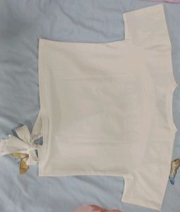 DIOR Tshirt With Bow
