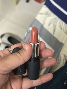 Swiss Beauty Lipstick