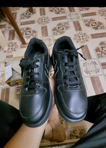 Aadi Black Sneakers