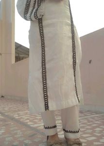 Pakistani TrendingSuite New Style Kmiz And Trouser