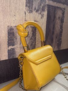 FASTRACK Women Solid Sling Bag