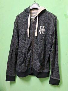 TT Being Ian Zip-Up Hoodie