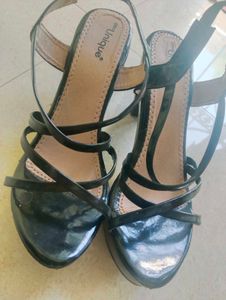 Women Party Wear Heels 👠