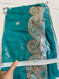 Elegant Teal Saree With Blouse Piece