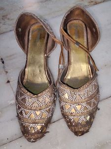 Sandal