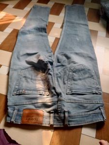Tommy Hilfiger Light Denim Jeans Donation