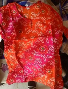 stylish short printed kurti