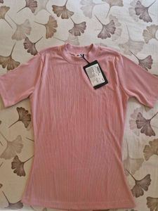 Round Neck Fitted Top