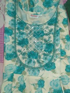 Iam Selling A New Kurti In Combo Item Light Green