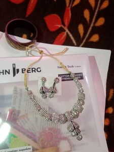 Diamond Trends Necklace