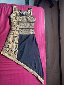 Ethnic Kurta With Bronze Gold Leggings