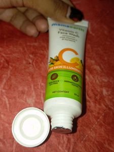 Mamaearth Vitamin c Facewash
