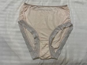 Lace Trim Briefs Till 32