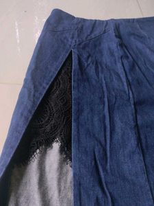 Denim Skirt With Lace