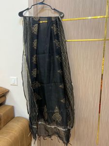 Elegant Black Long Dupatta