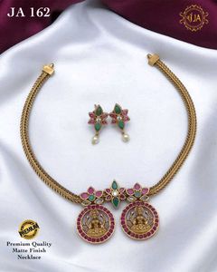 Elegant Necklace Set