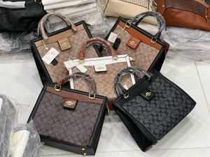 Coach Handbags First Copy Premium