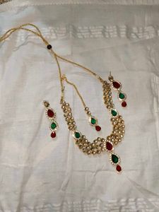 Elegant Jewellery Sets