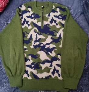 Camo Print Pullover Sweater