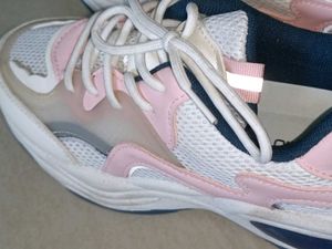Zudio Sneakers for women
