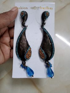 Victoria Polished Long Earrings ❤️