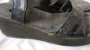 EXTREMELY USED HEELS✨🎀